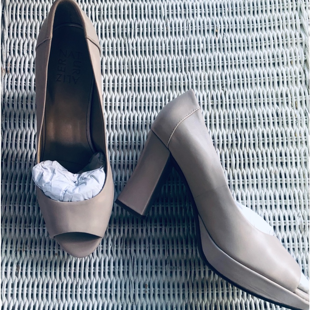 Naturalized 9M platform heels